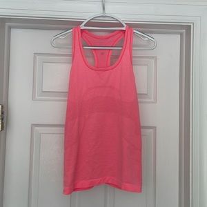 LULULEMON size 6 Swiftly Tech Racerback Tank Top